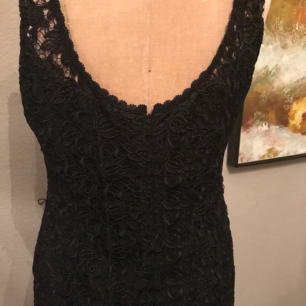 Dress - Picture 3 of 3